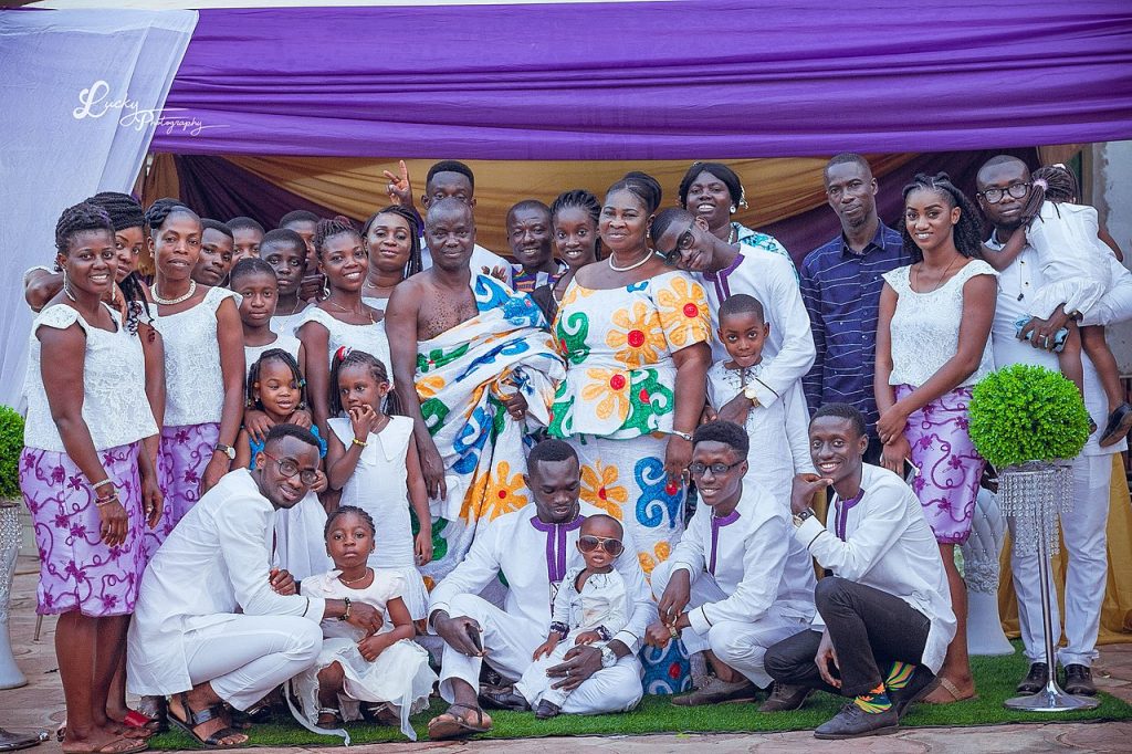 A beautiful picture of Africans dressed in a traditional gathering. Source: Wikimedia Commons